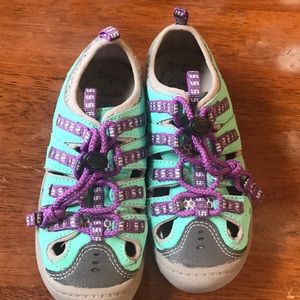 Clarks girls sandals